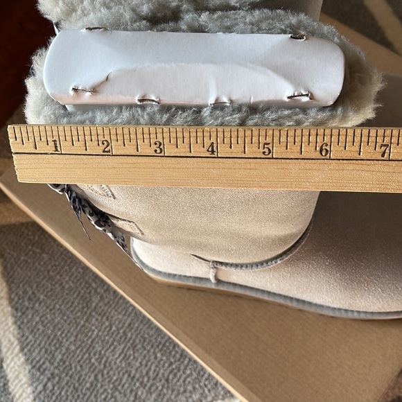 Ugg Bailey Bow Leopard - Picture 11 of 11